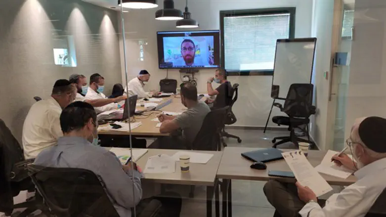 חממת ההייטק החרדית בפעולה