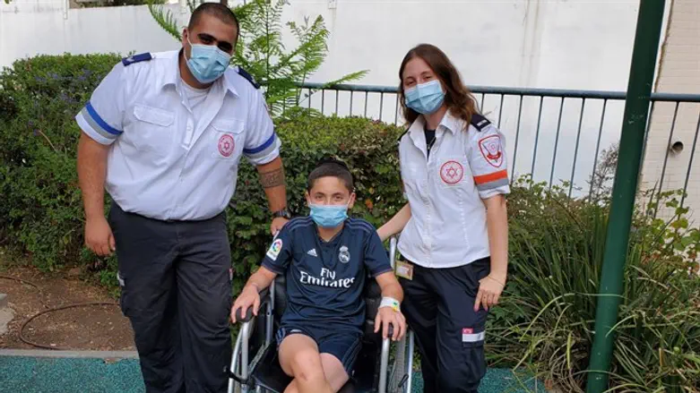 אילון עם עמית ופיראס