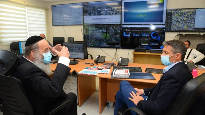 יועז הנדל ואברהם רובינשטיין