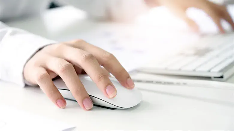 הכל בלחיצה של קליק