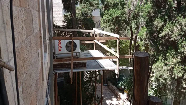 שיפוצים בבית הרב קוק