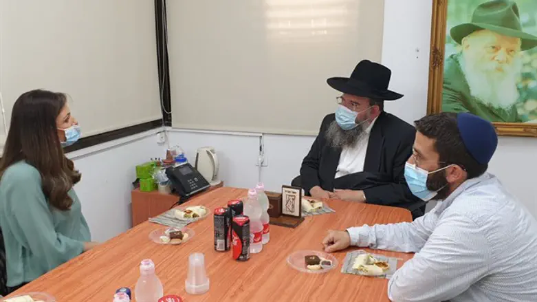 ינקלביץ' בכפר חב"ד