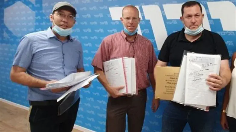 המתיישבים מצביעים: 1,500 התפקדו