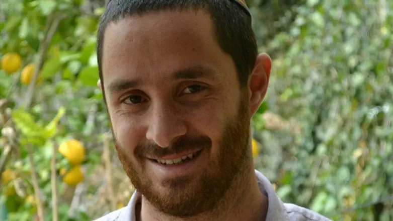 נוריאל אהרון