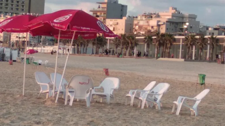 אורחים בחופים