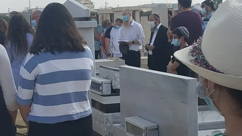 אזכרה לרנה שנרב