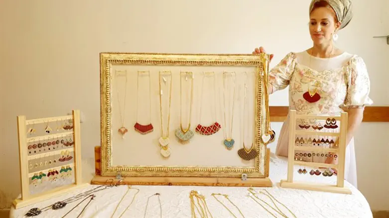 "מעדיפה לחזק את התוצרת הישראלית ולא לטוס לרכישות בחו"ל". גאולה דהן