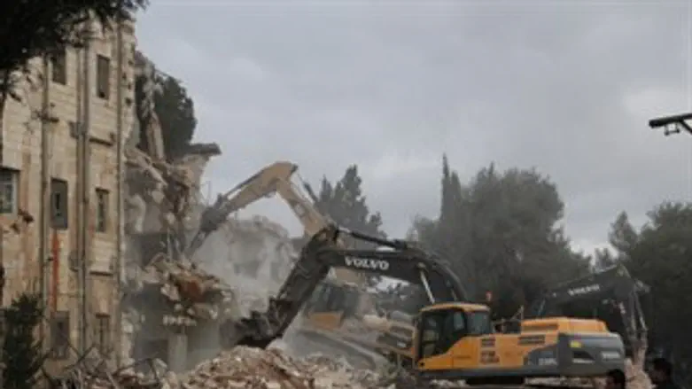 הריסת מלון שפרד