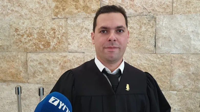 Уриэль Хур Низри