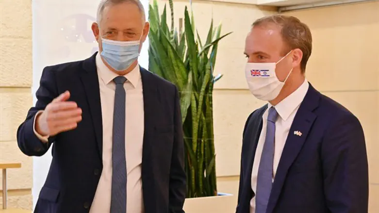 Benny Gantz and Dominic Raab