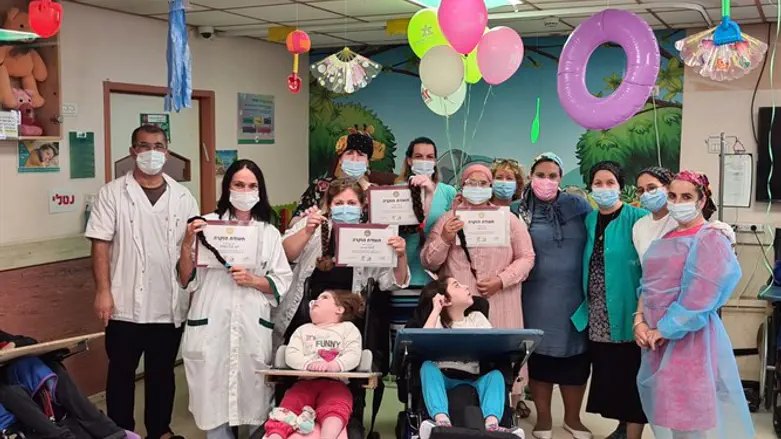 תורמות השיער בקייטנת 'עלה'