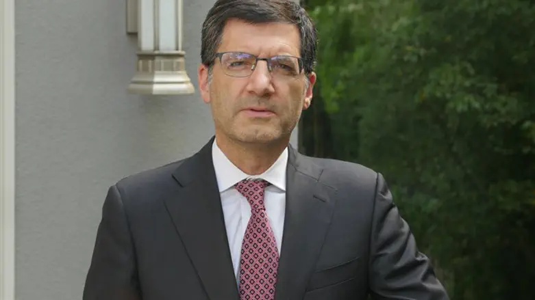 Steven Weil