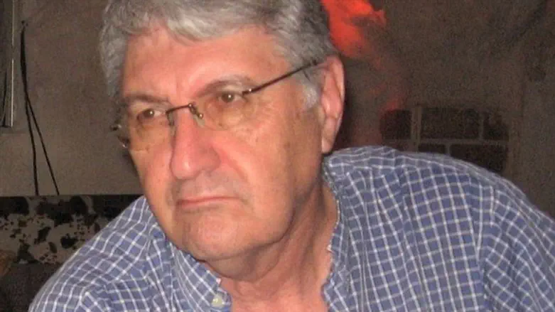 אלכס נחומסון