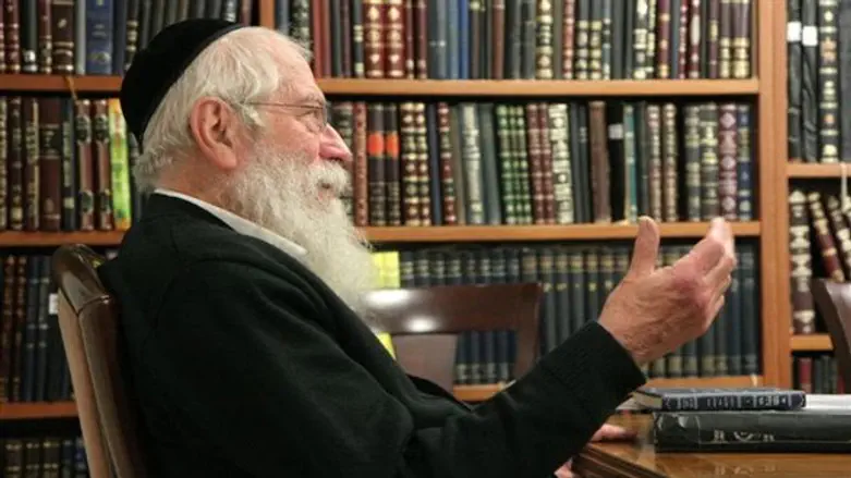 הותיר אחריו עשרות ספרים ומאות מאמרים. הרב זלמן נחמיה גולדברג זצ"ל