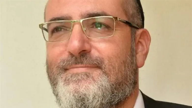 אלעד צדיקוב