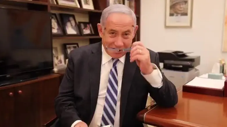 נתניהו מספר לילדי הגן