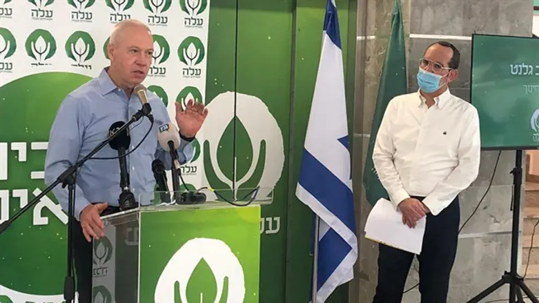 גלנט בחנוכת הקמפוס