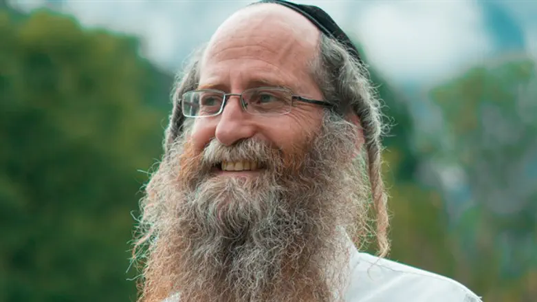 עמית קדם