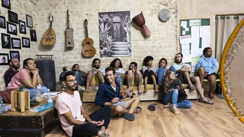 המשתתפים בתכנית 'אלול מן המזרח'