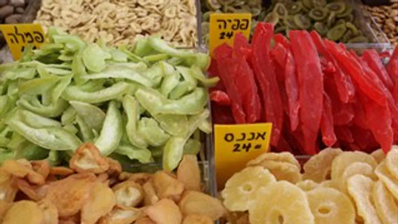 איפה התולעים? פירות יבשים