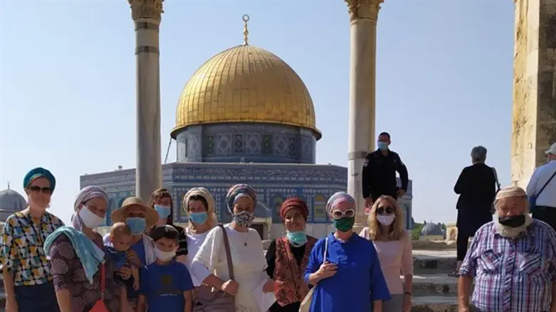 Женщины на Храмовой горе