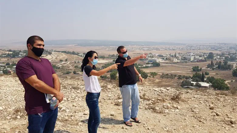 הילה שי וזאן בסיור בנגב