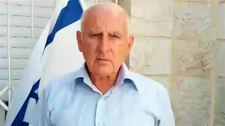 מאיר אינדור