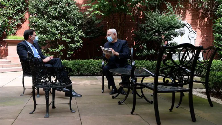 Netanyahu and Ambassador Ron Dermer