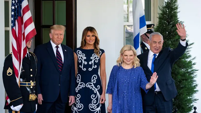 Биньямин и Сара Нетаньяху на встрече с Дональдом и Меланией Трамп