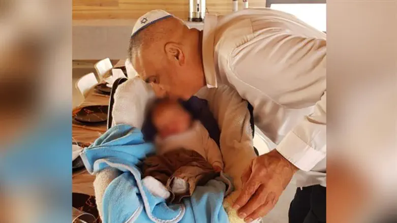 ברוך בן יגאל ועמית התינוק