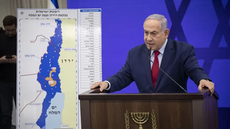 הוויכוח על התוכנית בתוך מחנה הימין עשה בשבילו את העבודה. נתניהו ומפת הסיפוח