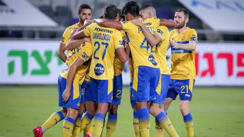 שחקני מכבי הערב. אירופה מחכה להם