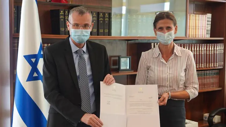 ח"כ לוין עם ח"כ קוטלר-וונש