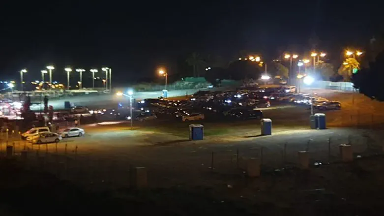 "הדרייב-אין"