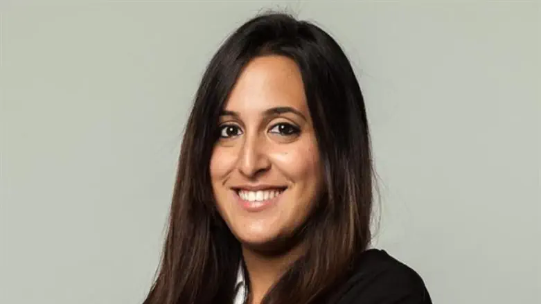 עו"ד דנית קמרון