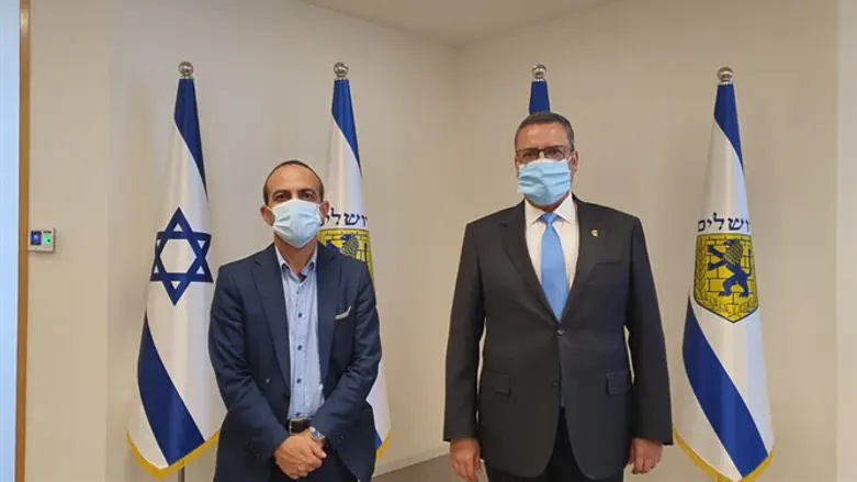 גמזו וליאון בירושלים