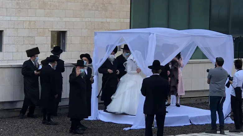 Свадьба в больнице "Хадасса Эйн-Керем"