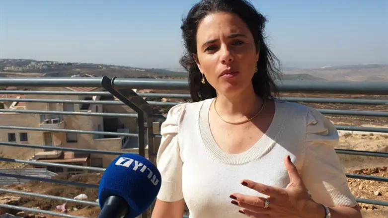 איילת שקד בסיור שדולת ארץ ישראל