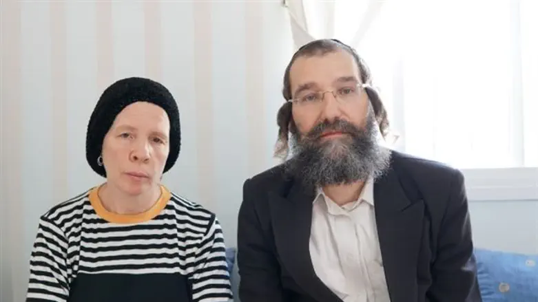 Rabbi And Rebbetzin Kramer