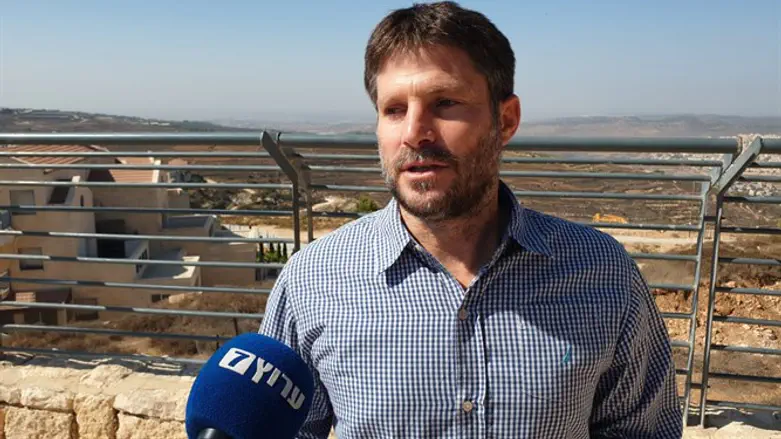 ח"כ בצלאל סמוטריץ' בסיור שדולת ארץ ישראל