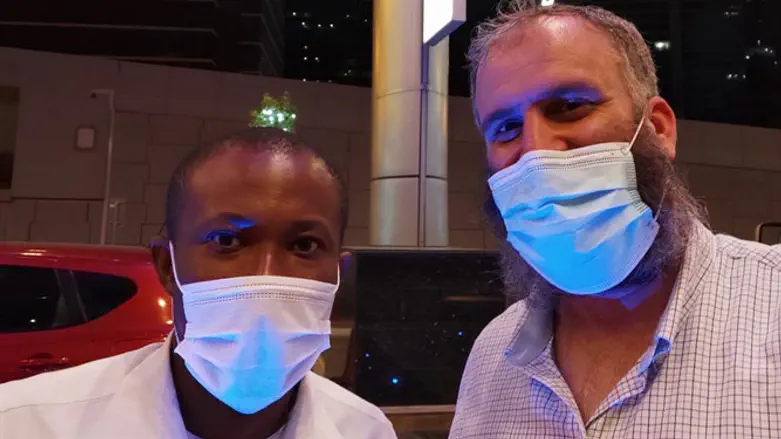 Нельсон, таксист из Дубая, восхищается Биньямином Нетаньяху