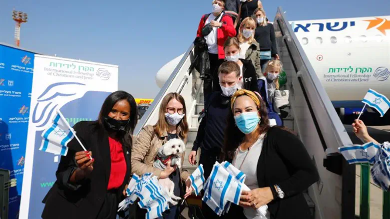 העולה ה-3.3 מיליון עלה מאוקראינה ברכבת אווירית מיוחדת