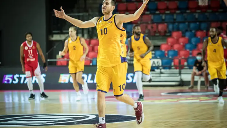 פניני. נשאר בחולון