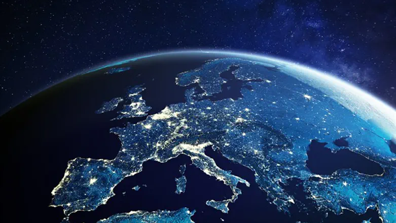 Night descends on the globe