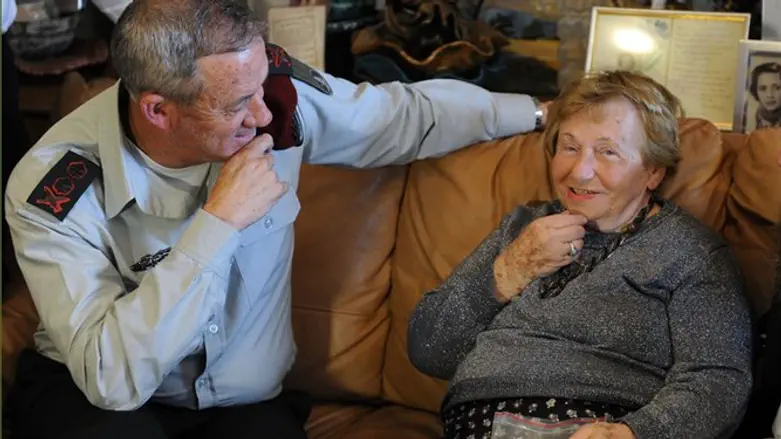 אסתר פרידמן ובני גנץ