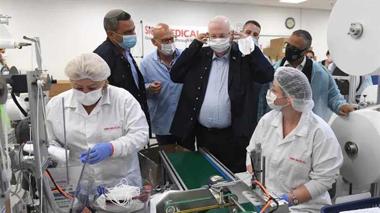 ריבלין במפעל "שיאון מדיקל"