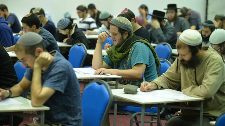 תלמידים בתוכנית הלימוד