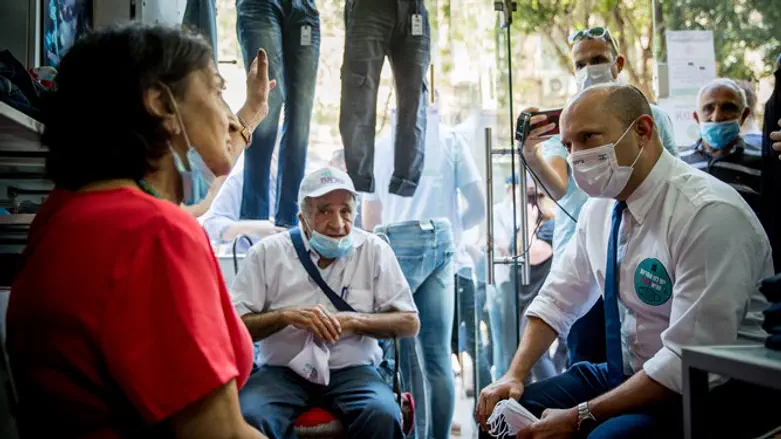 בנט בפגישה עם בעלי עסקים שנפגעו מהקורונה
