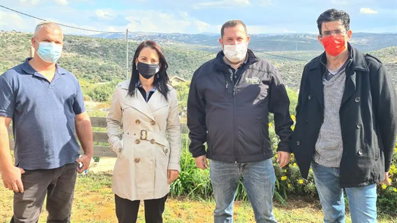 הילה שי וזאן בשומרון