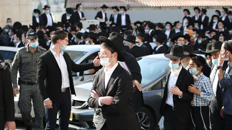 Похороны раввина Файнштейна